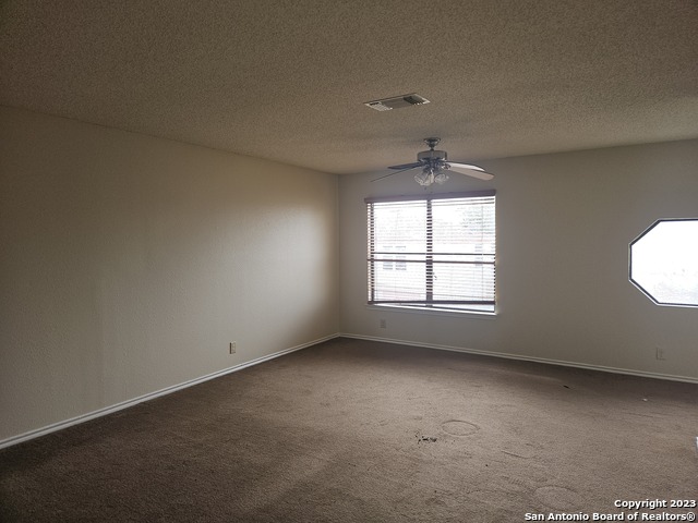 Image 9 of 19 For 4923 Hill Mist