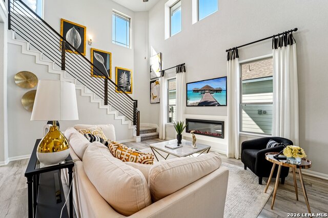 Listing photo id 5 for 2311 Pink Pearl Drive