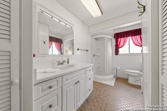 Image 10 of 26 For 11780 Loop 1604