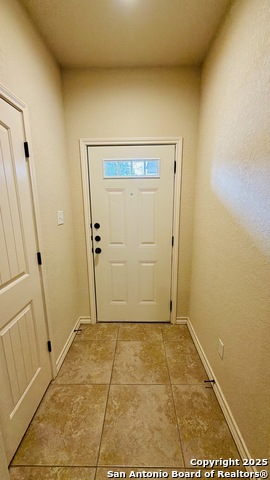 Image 2 of 16 For 7108 Micayla  101