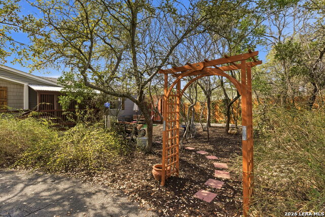 Image 2 of 24 For 250 County Road 3829