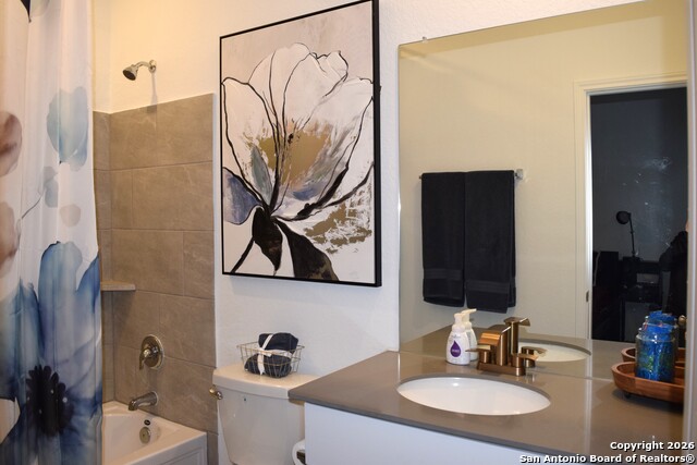 Image 19 of 29 For 13007 Sage Turn