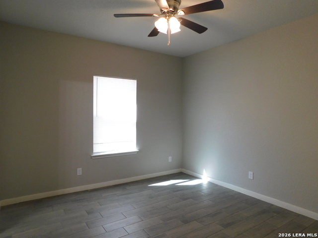 Image 10 of 19 For 2954 Weir Ave