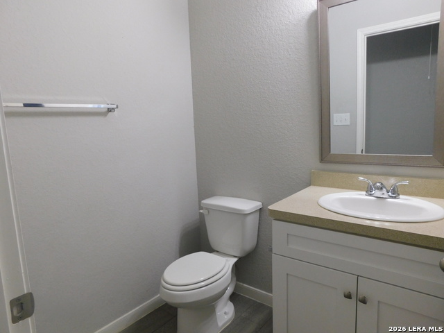 Image 16 of 19 For 2954 Weir Ave