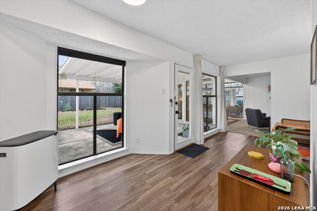 Image 14 of 49 For 9507 Wahada Ave