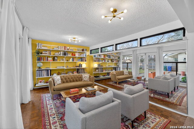 Image 23 of 49 For 9507 Wahada Ave