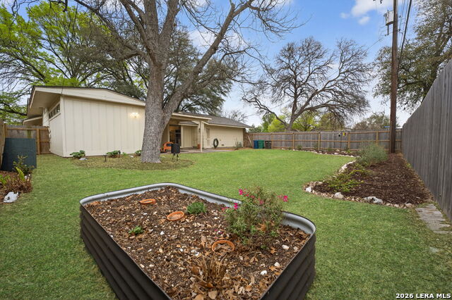 Image 44 of 49 For 9507 Wahada Ave