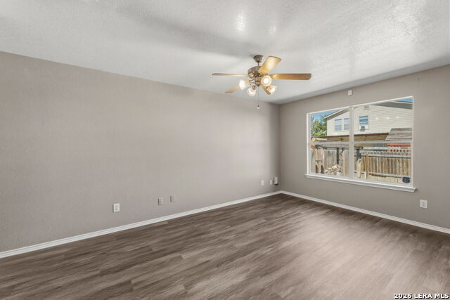 Image 15 of 38 For 9843 Carswell Peak