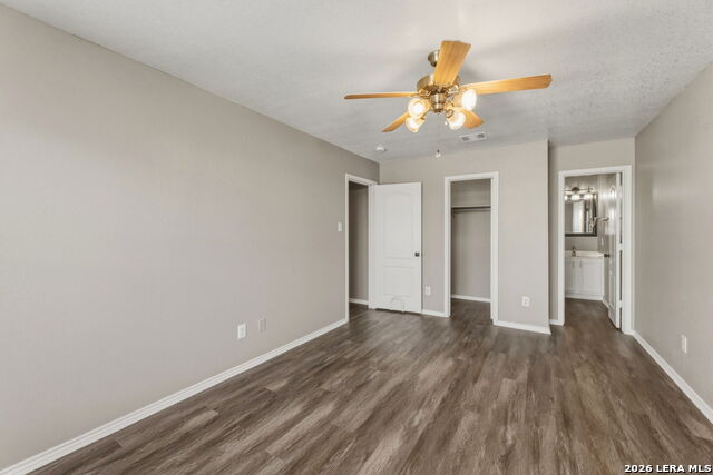 Image 17 of 38 For 9843 Carswell Peak