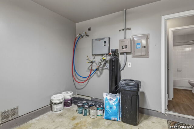 Image 26 of 38 For 9843 Carswell Peak