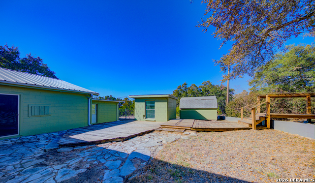 Image 23 of 33 For 25926 Fleet Garden