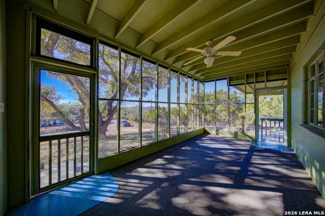 Image 4 of 33 For 25926 Fleet Garden