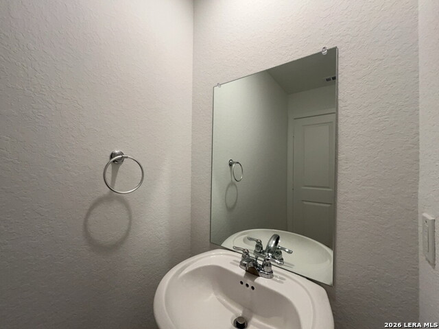 Image 27 of 36 For 7611 Aston Cross