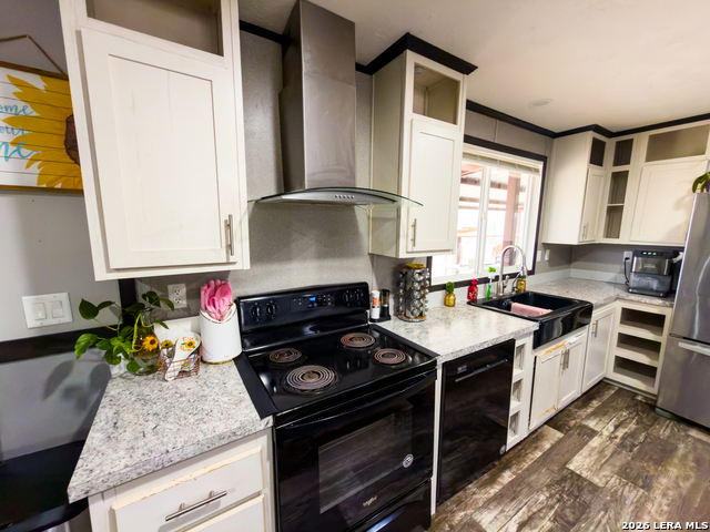 Image 7 of 32 For 114 4th  