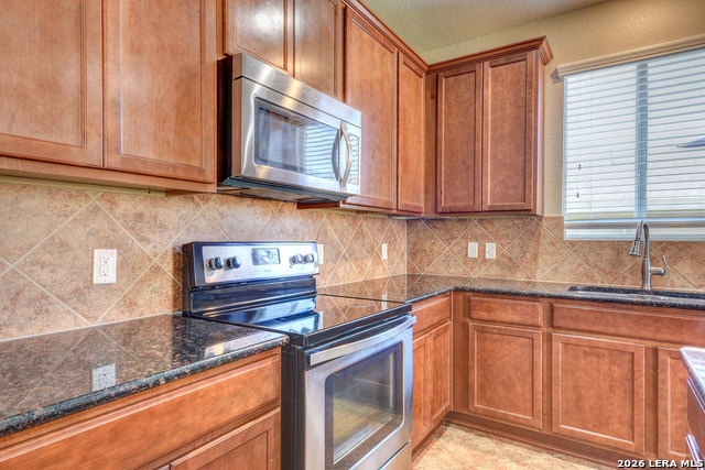 Image 9 of 25 For 815 Cactus Star