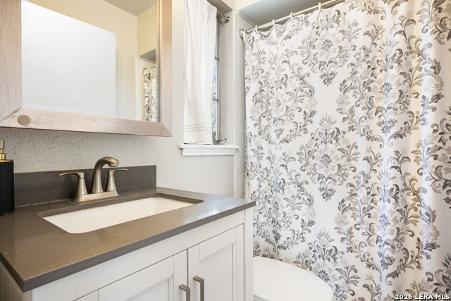 Image 22 of 69 For 111 Grandview Place