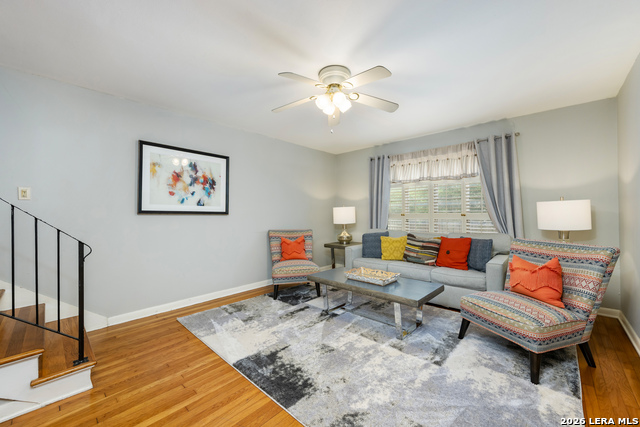 Image 23 of 69 For 111 Grandview Place