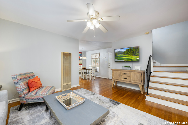 Image 25 of 69 For 111 Grandview Place