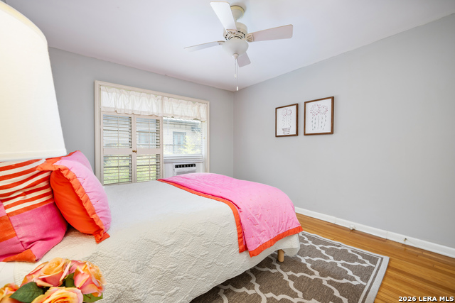 Image 33 of 69 For 111 Grandview Place