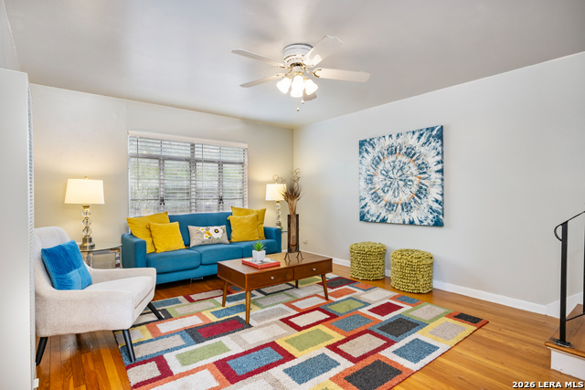 Image 36 of 69 For 111 Grandview Place