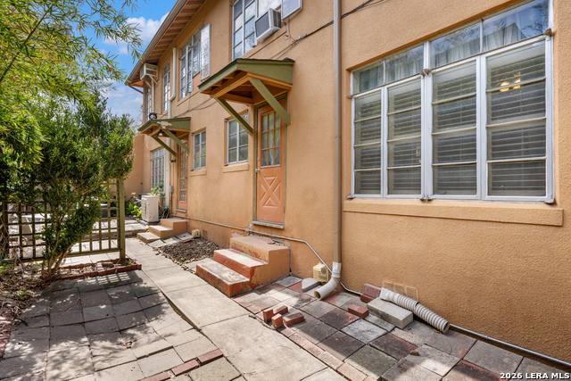 Image 55 of 69 For 111 Grandview Place