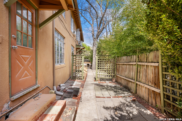 Image 58 of 69 For 111 Grandview Place