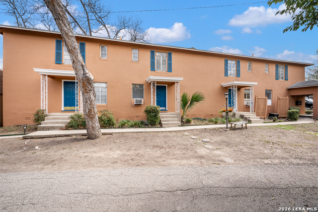 Image 6 of 69 For 111 Grandview Place