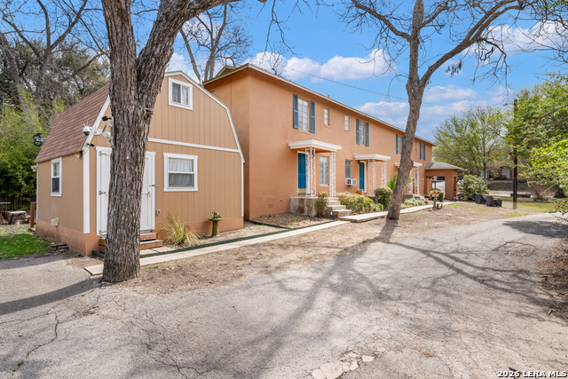 Image 60 of 69 For 111 Grandview Place