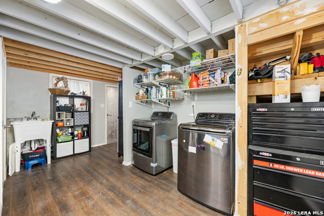 Image 61 of 69 For 111 Grandview Place