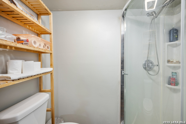 Image 63 of 69 For 111 Grandview Place