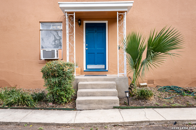 Image 8 of 69 For 111 Grandview Place