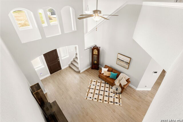 Image 20 of 25 For 257 Club View East