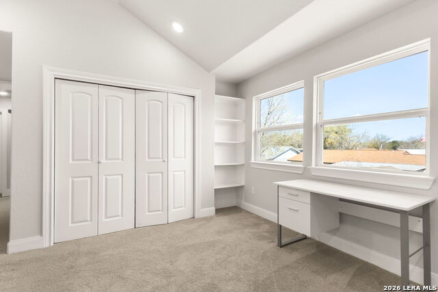 Image 22 of 25 For 257 Club View East