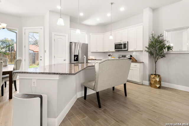 Image 9 of 25 For 257 Club View East