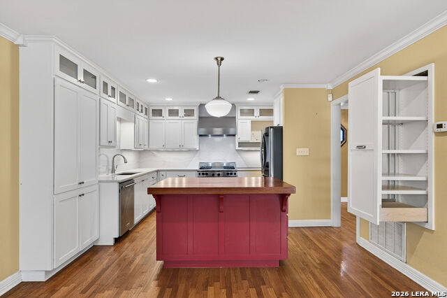 Image 13 of 37 For 506 Castano  