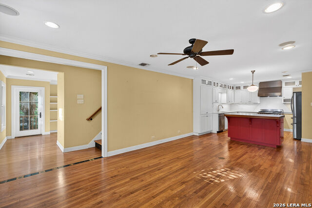 Image 17 of 37 For 506 Castano  