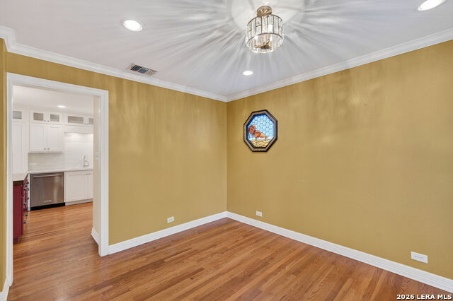 Image 6 of 37 For 506 Castano  