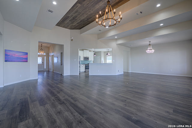 Image 10 of 30 For 30 Peets Bend Dr