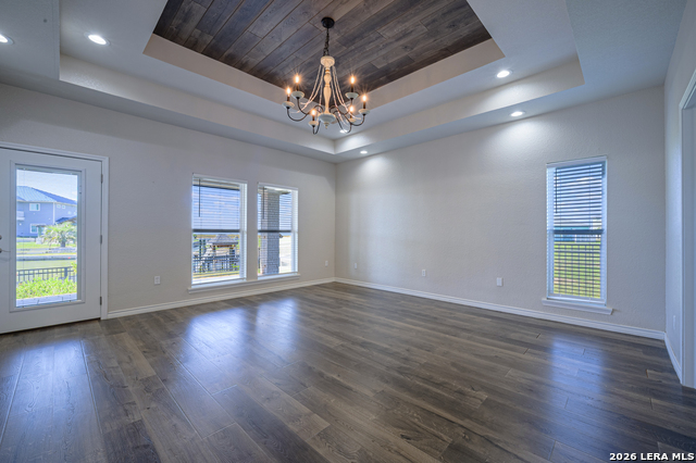 Image 11 of 30 For 30 Peets Bend Dr