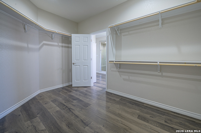 Image 18 of 30 For 30 Peets Bend Dr