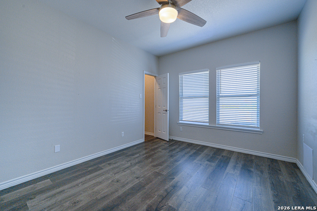 Image 23 of 30 For 30 Peets Bend Dr