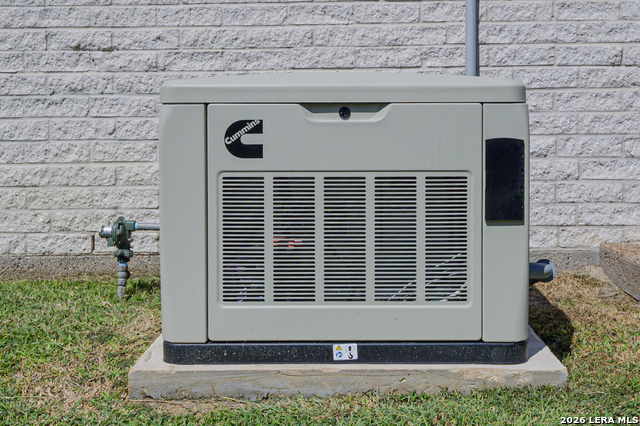 Image 25 of 30 For 30 Peets Bend Dr