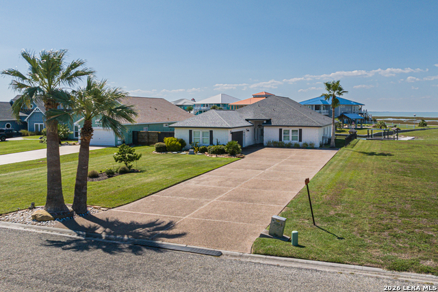 Image 3 of 30 For 30 Peets Bend Dr