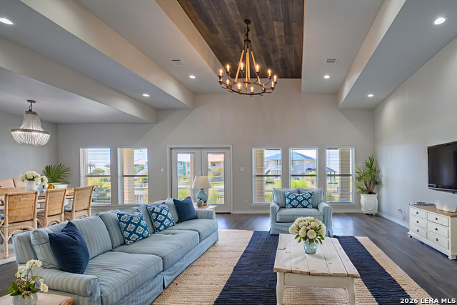 Image 7 of 30 For 30 Peets Bend Dr