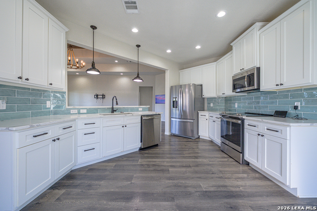 Image 8 of 30 For 30 Peets Bend Dr