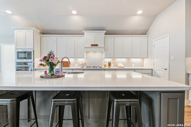 Image 11 of 41 For 1923 Pitcher Bend