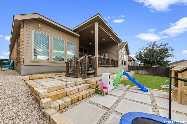 Image 32 of 41 For 1923 Pitcher Bend