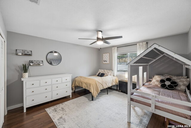 Listing photo id 20 for 677 Floral  