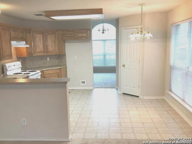 Image 5 of 13 For 519 Point  