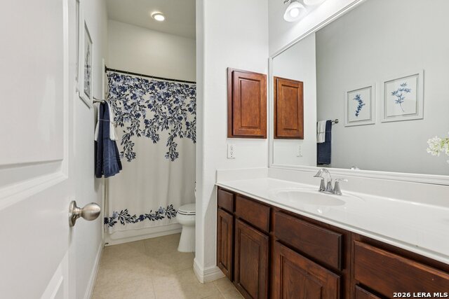 Image 21 of 41 For 21706 Miranda Hill